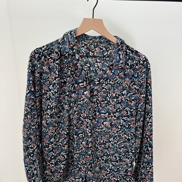 Vintage Tops - Vintage Floral Long Sleeve Blouse with button details